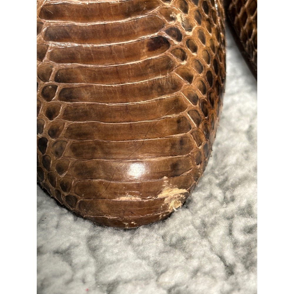 BCBGirls Calista Brown Snakeskin Embossed Leather Block Heel Pumps Size 8B 38 - Picture 2 of 8